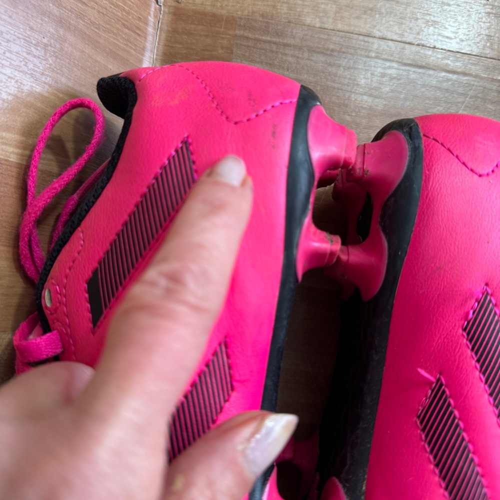 Adidas Goletto VIII FG youth soccer cleat in "Shock Pink" and black. Size 3 - Picture 10 of 11
